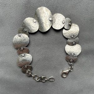 Silpada .925 Sterling Silver Bracelet Badge of Beauty - Retired B3074